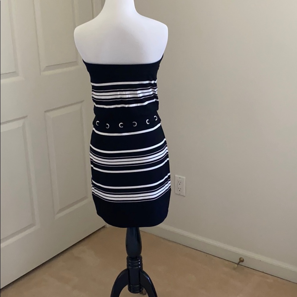 WHBM casual strapless sundress - Picture 2 of 2